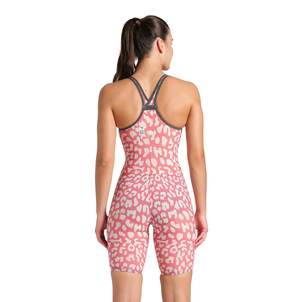 Arena Women's Carbon Air 2 LE Full Body Short Legs Close Back Leopard - Image 3