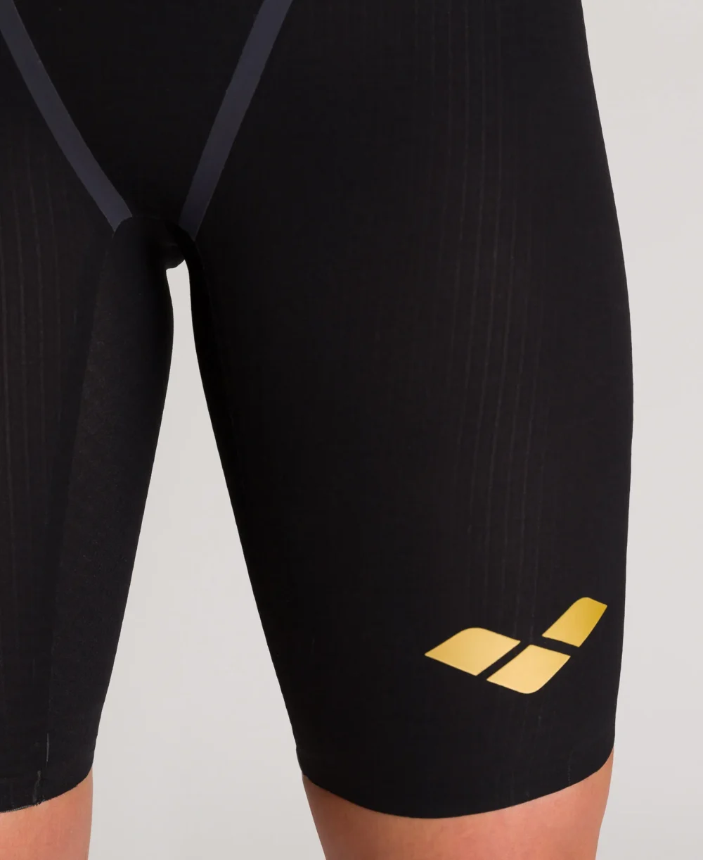 Arena Women's Powerskin Carbon Core FX Closed Back Racing Suit - Image 7